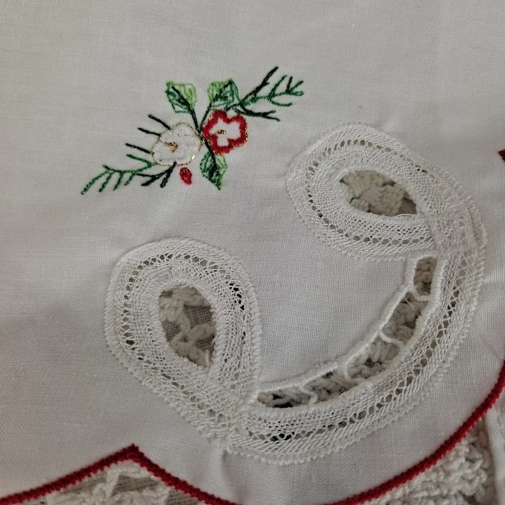 Vintage Holiday Apron Applique Poinsettia & Embroidery